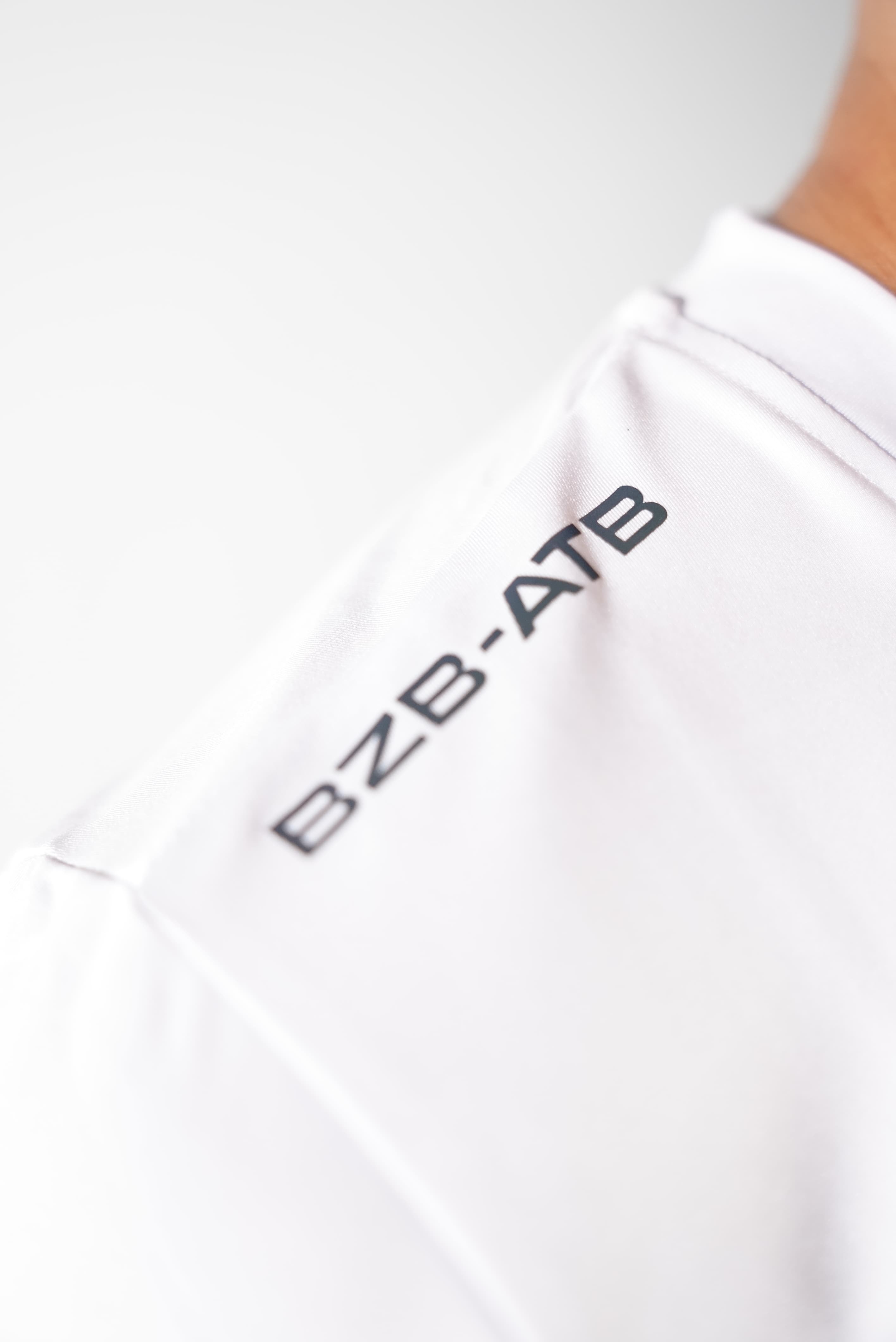 BOTCH T-SHIRT WHITE — vue 5